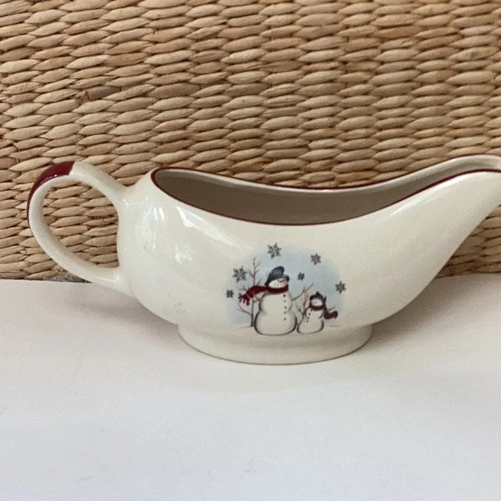 Royal Seasons Stoneware Snowman Family Large Sauce Pitcher Gravy Boat